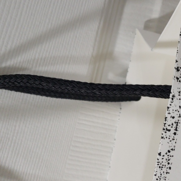 CHANEL Luxury Camellia Paper Shopping Bag – Authentic White & Black 8.5x7.5x3.5 - Picture 15 of 17